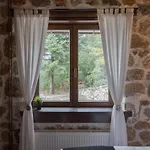 Parnassus Woodstone Chalets- N1- N2- N3 *