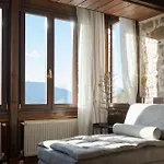 Alpstuga Parnassus Woodstone Chalets- N1- N2- N3 Ano Polidhrosos