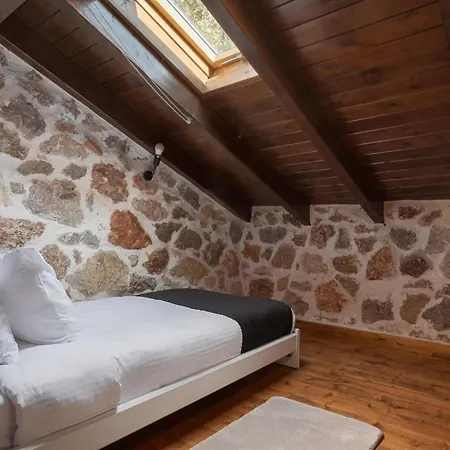 Parnassus Woodstone Chalets- N1- N2- N3