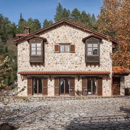 Parnassus Woodstone Chalets- N1- N2- N3 Σαλέ