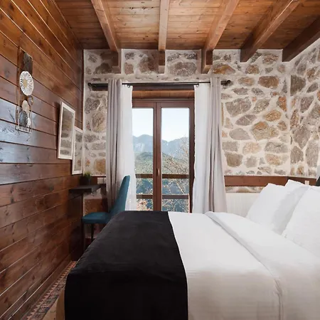 Parnassus Woodstone Chalets- N1- N2- N3 * Άνω Πολύδροσος