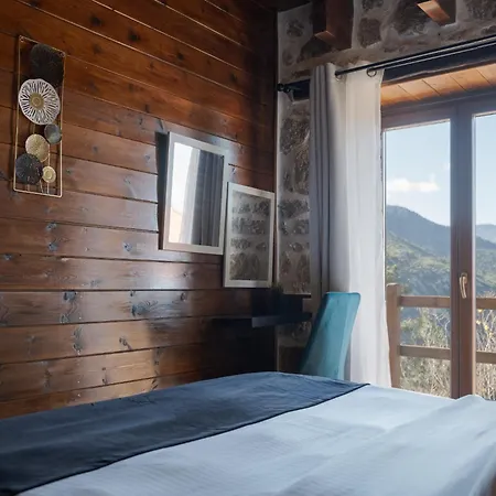 Σαλέ Parnassus Woodstone Chalets- N1- N2- N3