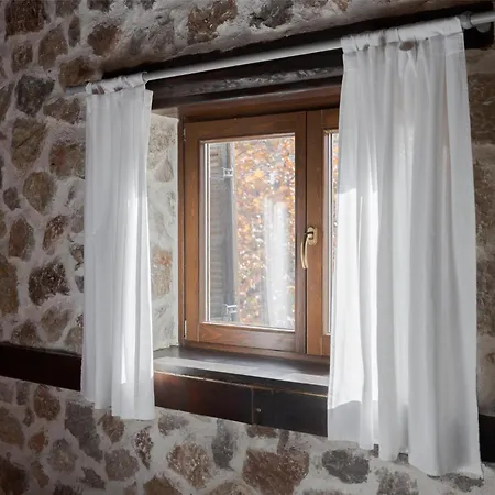 Parnassus Woodstone Chalets- N1- N2- N3 * Άνω Πολύδροσος