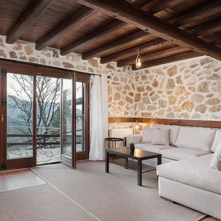 Parnassus Woodstone Chalets- N1- N2- N3 Chalet Ano Polidhrosos