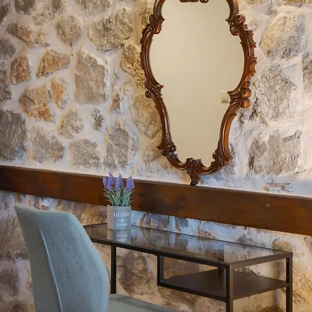 Parnassus Woodstone Chalets- N1- N2- N3 Σαλέ