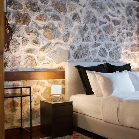 Parnassus Woodstone Chalets- N1- N2- N3 *