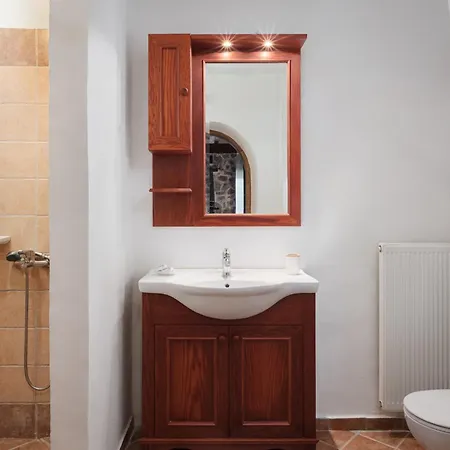 Parnassus Woodstone Chalets- N1- N2- N3 *