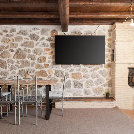 Σαλέ Parnassus Woodstone Chalets- N1- N2- N3 Άνω Πολύδροσος